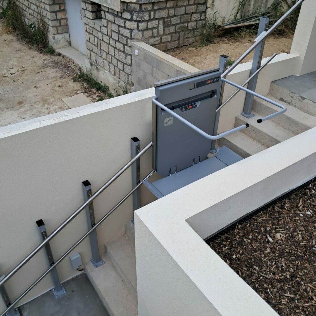 monte escaliers plateforme